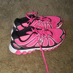 K Swiss woman's size 9 shoes